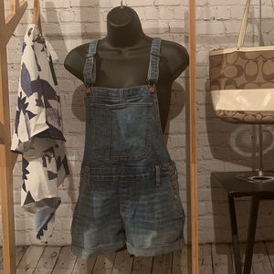 Old Navy short overalls
